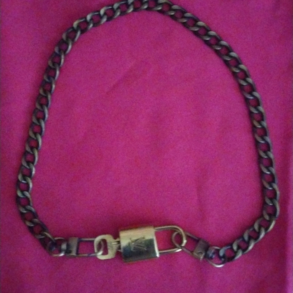 Genuine LV lock #308 and key with Bronze chain 18 in